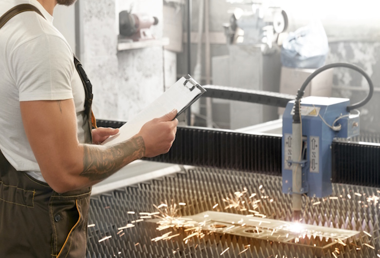 Jasa-Laser-Cutting-Plat-Stainless-untuk-Industri-dan-Dekorasi-Teknolaser