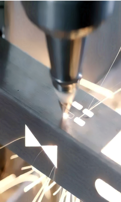 PROSES LASER CUTTING TUBE