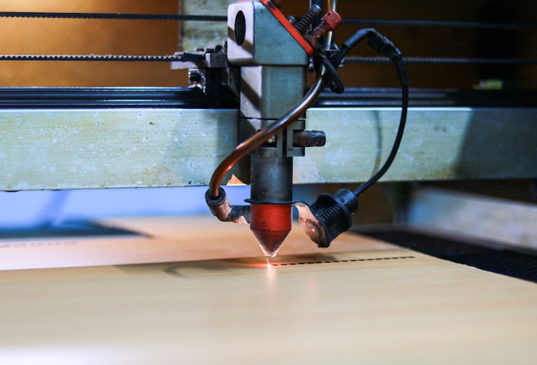 Tips-Memilih-Jasa-Laser-Cutting-Terbaik-dengan-Harga-Terjangkau-Teknolaser-2.