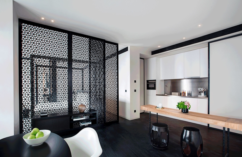 Inspirasi Laser Cutting Sekat Ruangan Modern dengan Pola Custom yang Unik