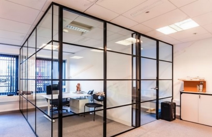 Aplikasi Partisi Laser Cutting untuk Berbagai Ruang: Kantor, Hotel, hingga Restoran