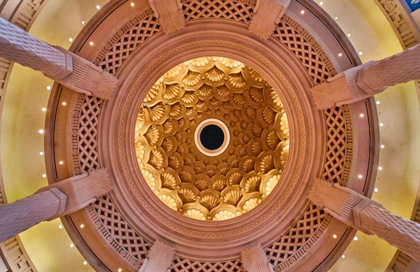 Cara-Memilih-Desain-Ceiling-Laser-Cutting-yang-Tepat-untuk-Setiap-Ruangan-Teknolaser