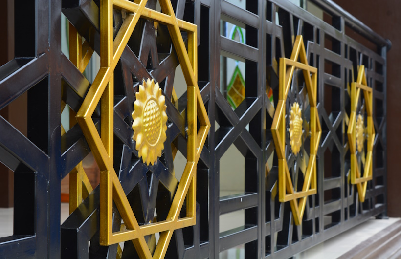 Material Terbaik untuk Pagar Laser Cutting: Stainless Steel, Besi, atau Aluminium?