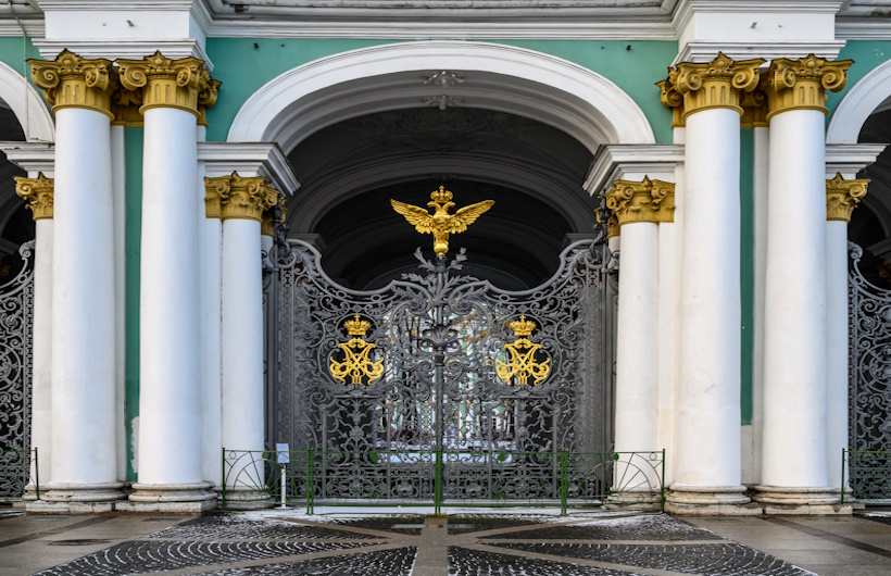 Gerbang-Laser-Cutting-Jadi-Sentuhan-Eksklusif-dan-Mewah-untuk-Rumah-Hotel-dan-Restoran-Teknolaser